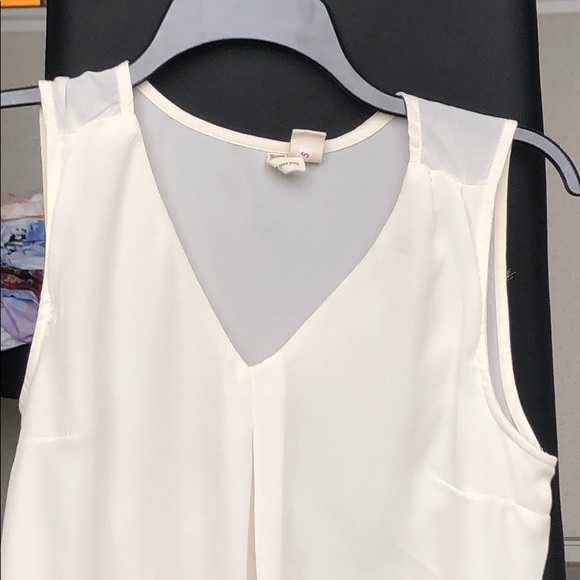 White Tank - Picture 2 of 3